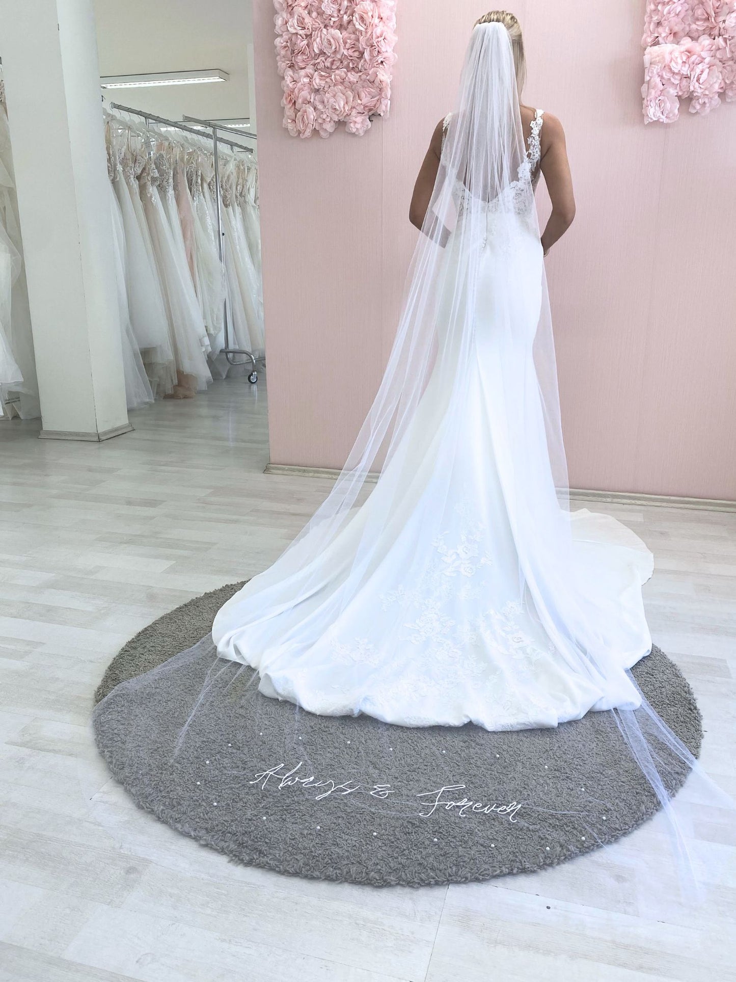 Personalisierter bestickter Schleier - einstufiger bestickter Hochzeitsschleier mit beliebigem Text