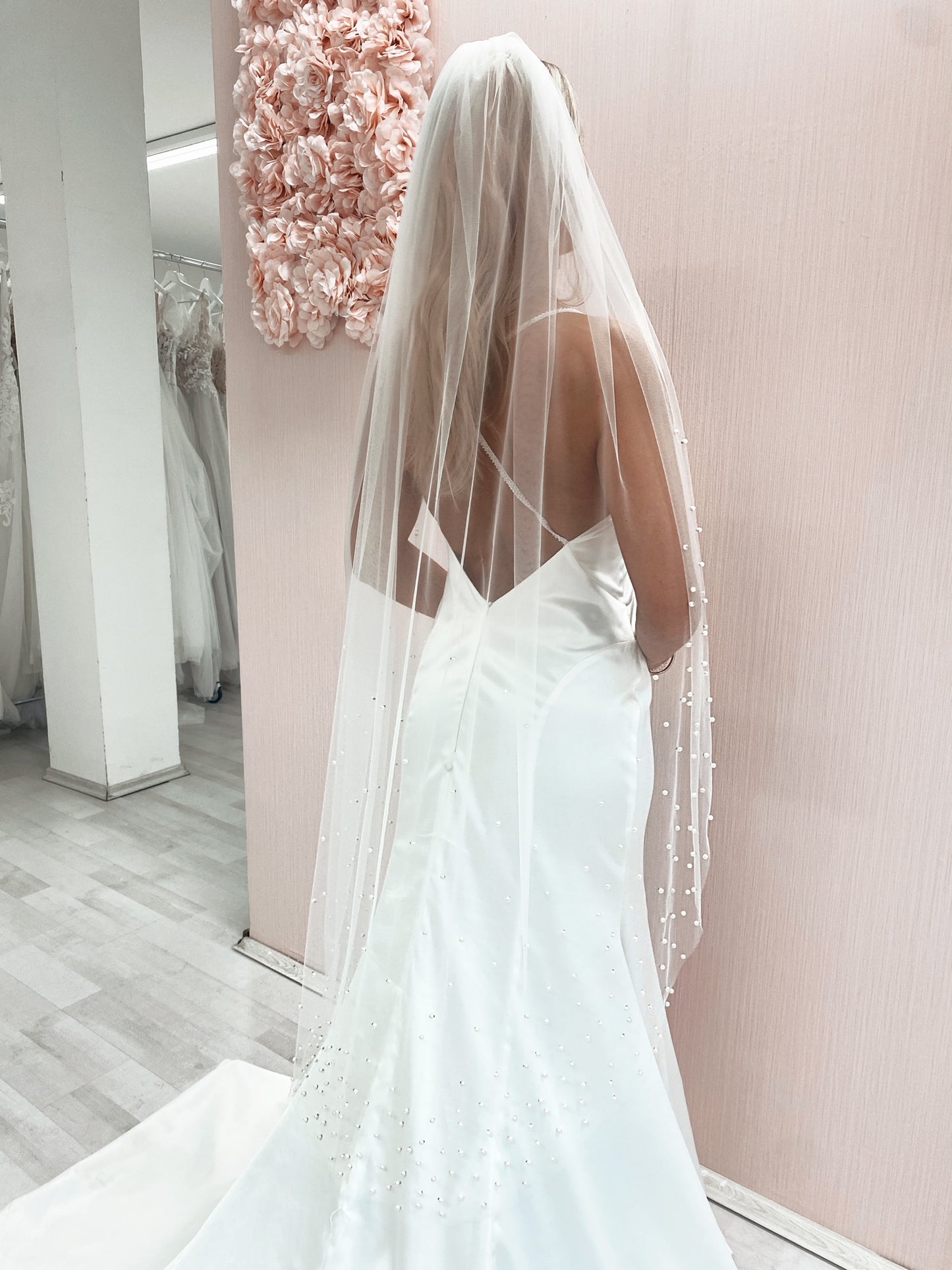 Ombre Fading Pearl Wedding Veil, One Tiar Veil with Faded Pearls, Ombre Fading Pearl Veil