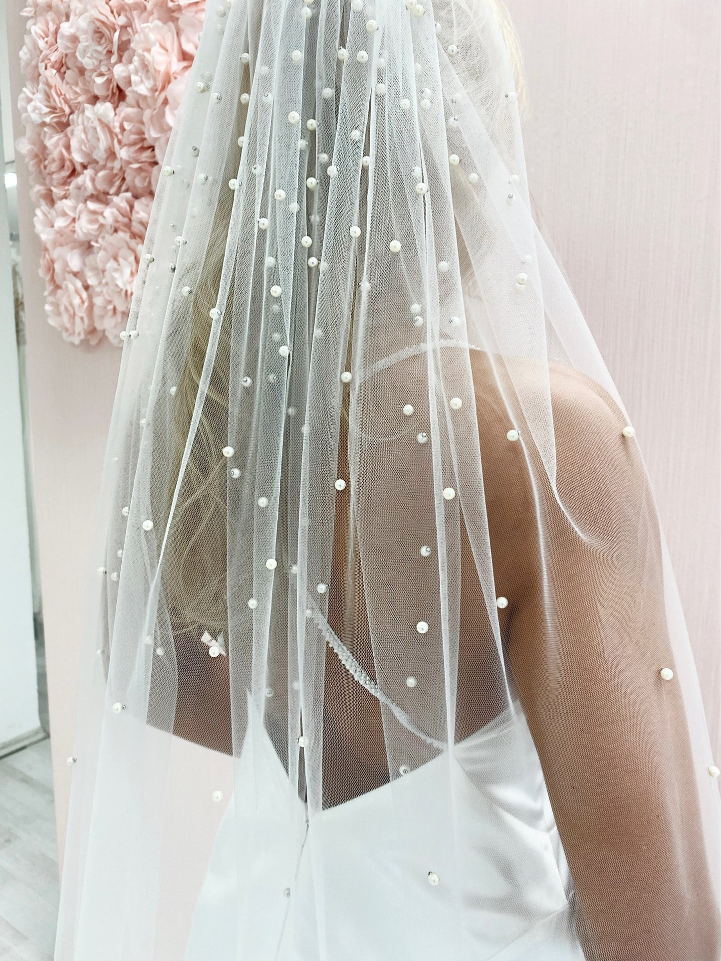 Faded Pearl Wedding Veil, One Tiar Veil with Fading Pearls, Ombre Fading Pearl Veil