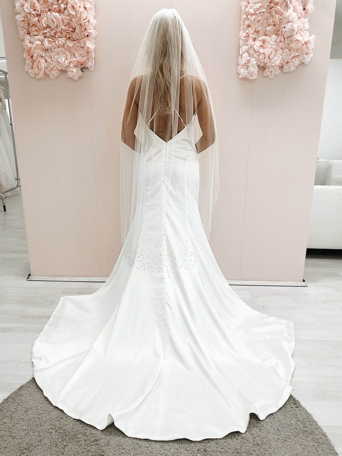 Ombre Fading Pearl Wedding Veil, One Tiar Veil with Faded Pearls, Ombre Fading Pearl Veil