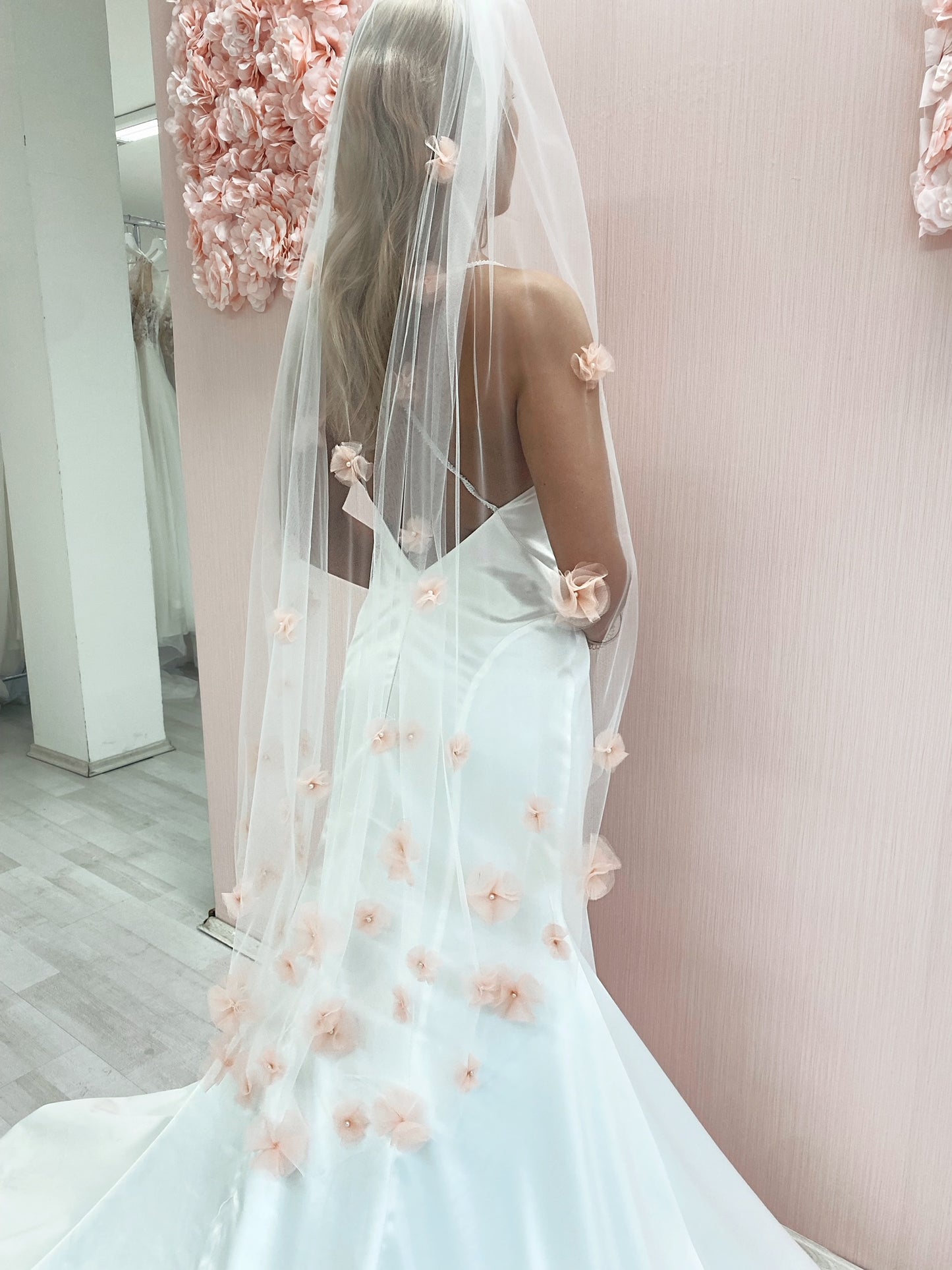Pink Petal Flower Wedding Veil, Veil with 3D Flowers, Floral Veil, One Tiar