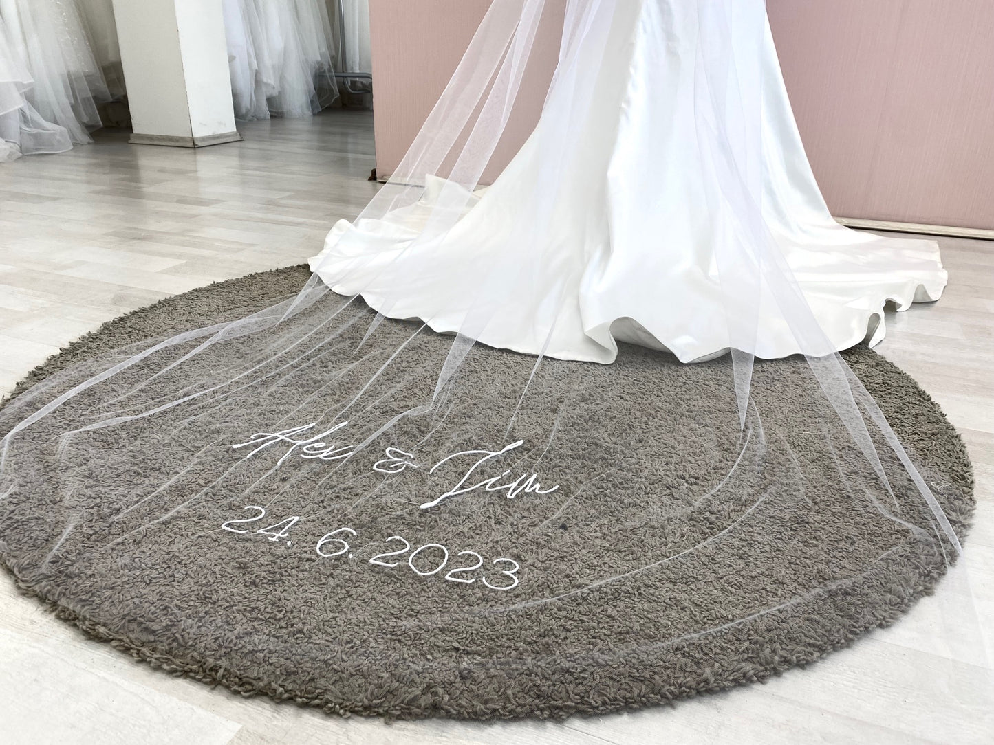 Personalisierter bestickter Schleier - einstufiger bestickter Hochzeitsschleier mit beliebigem Text