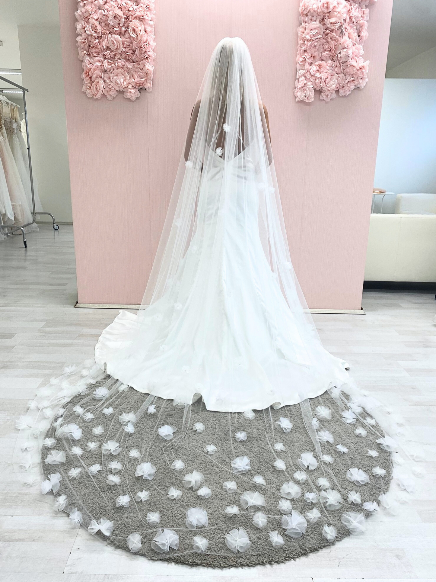 Always & Forever - Einstufiger bestickter Hochzeitsschleier