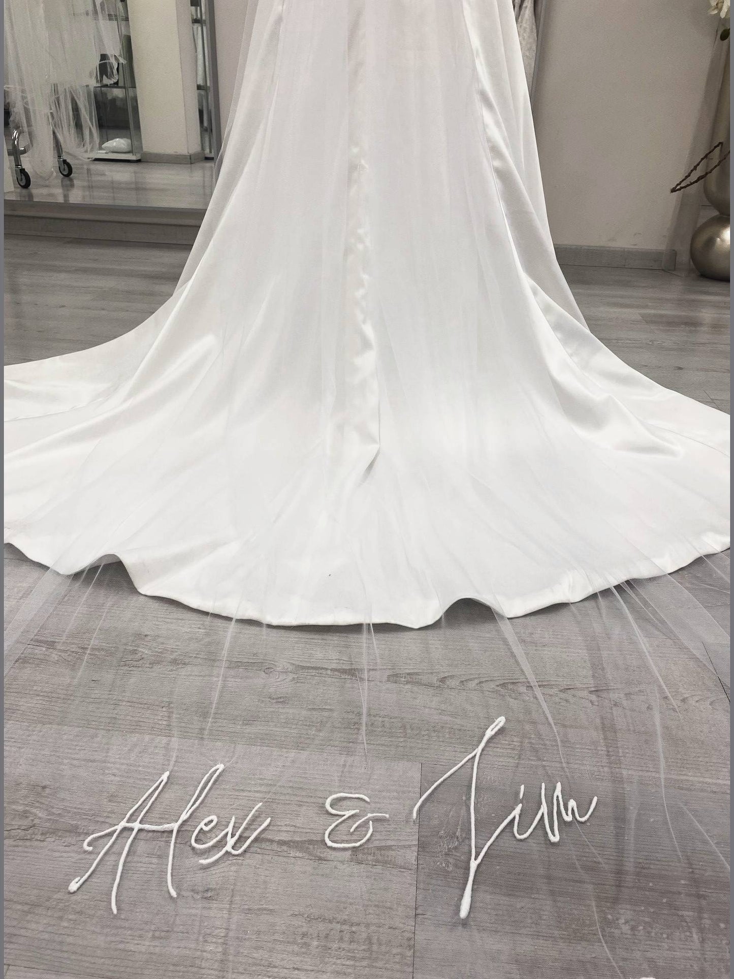 Personalisierter bestickter Schleier - einstufiger bestickter Hochzeitsschleier mit beliebigem Text