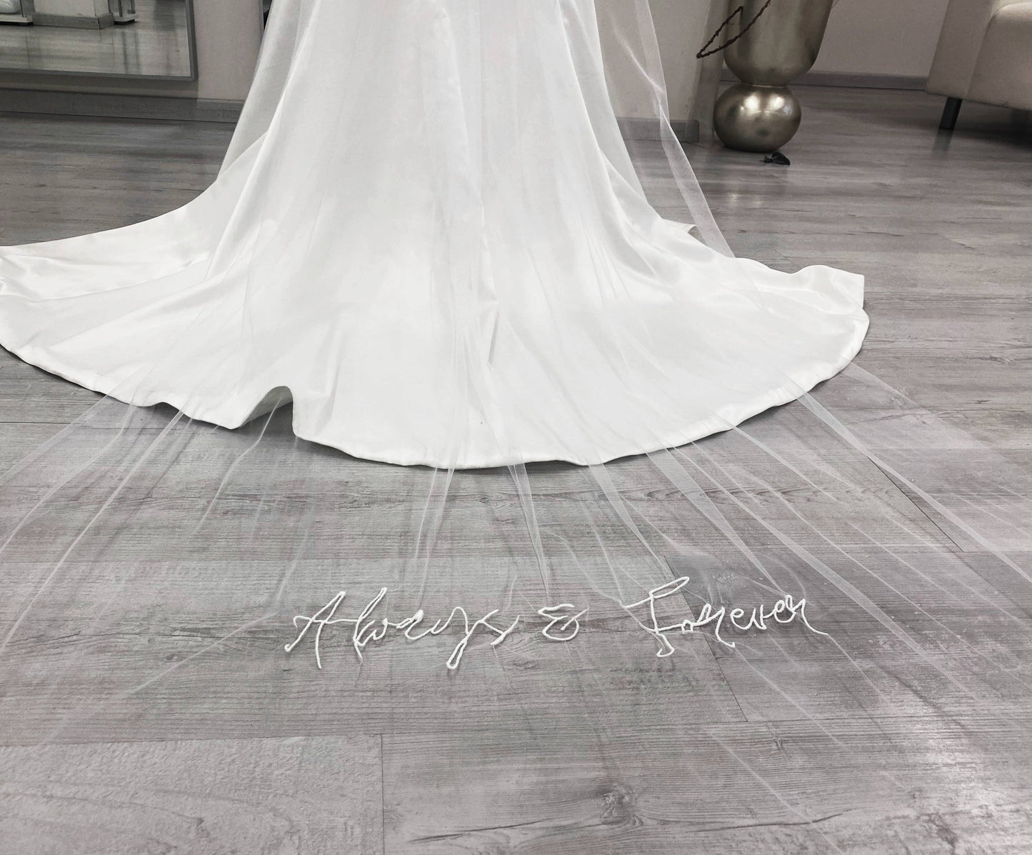 Personalisierter bestickter Schleier - einstufiger bestickter Hochzeitsschleier mit beliebigem Text
