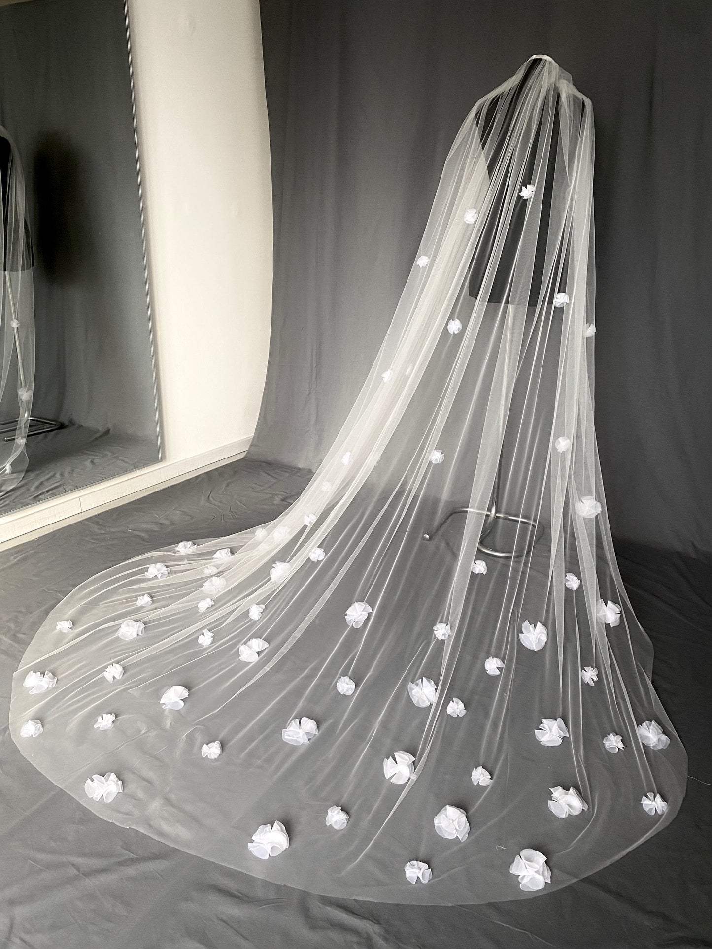 Always & Forever - Voile de mariée brodé à un niveau