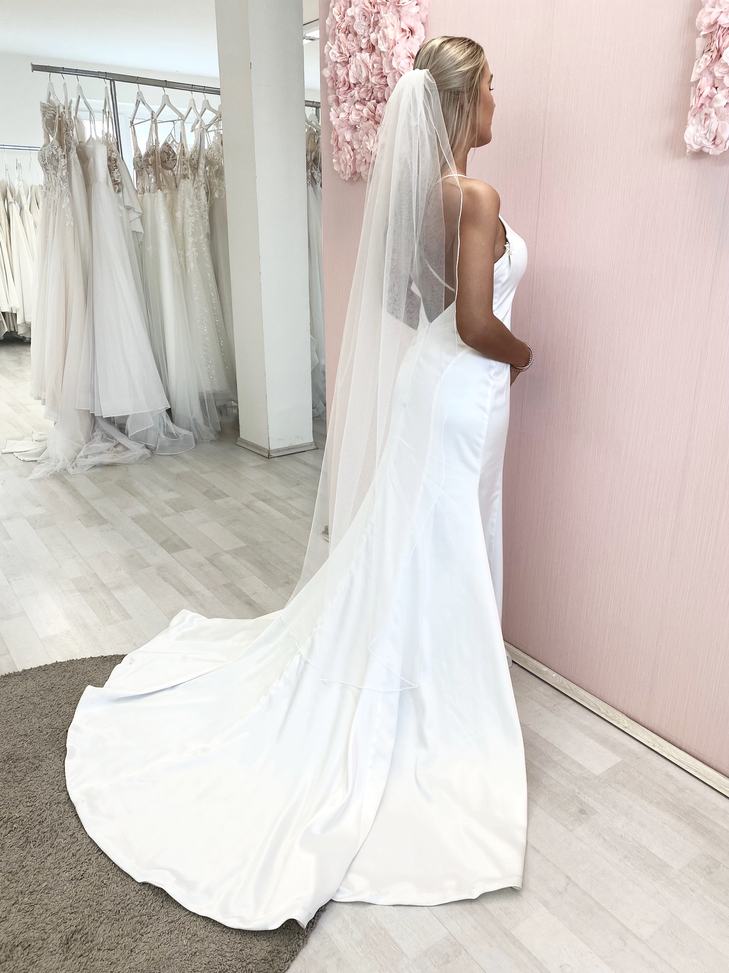 Voile de mariée à bord crayon, voile de mariage à un niveau de longueur de valse avec bord cordé