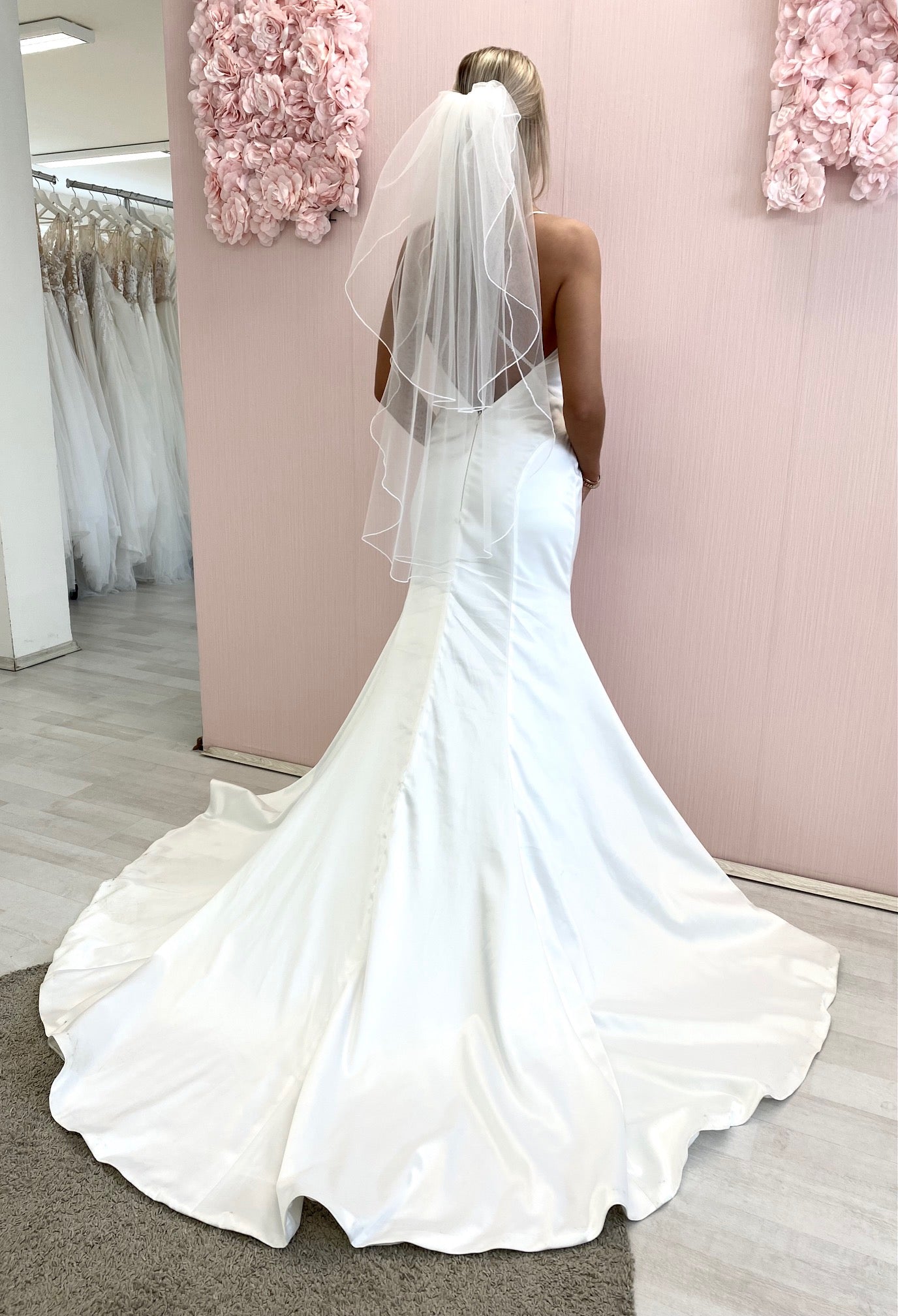 Pencil Edge Bridal Veil, Mid Hip Lenght Double Layer Wedding Veil with Corded Edge