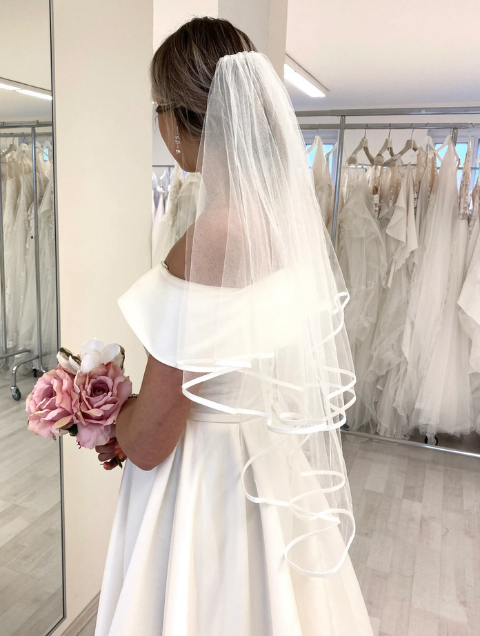 Satin Wedding Veil, Mid Hip Lenght Two Tier Wedding Veil with Satin Edge